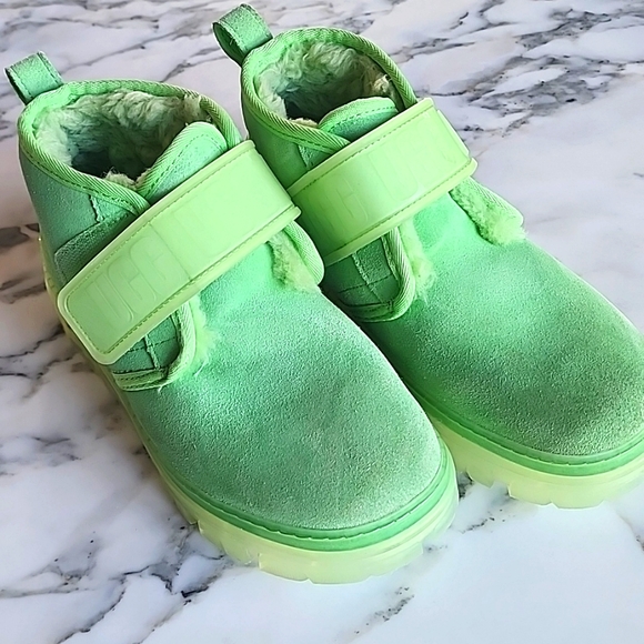 UGG Neumel Clear Green Boots Women's size 5 - Picture 3 of 12